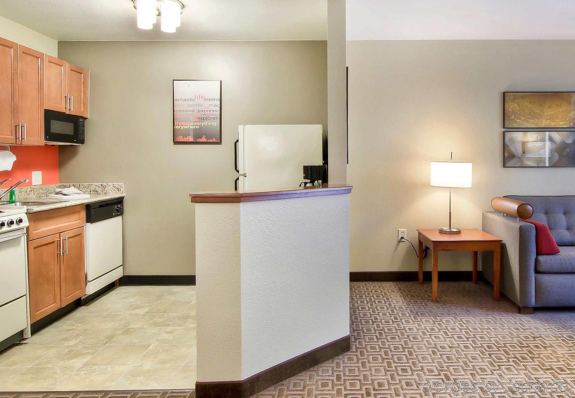 Towneplace Suites Raleigh Cary/Weston Parkway Luaran gambar